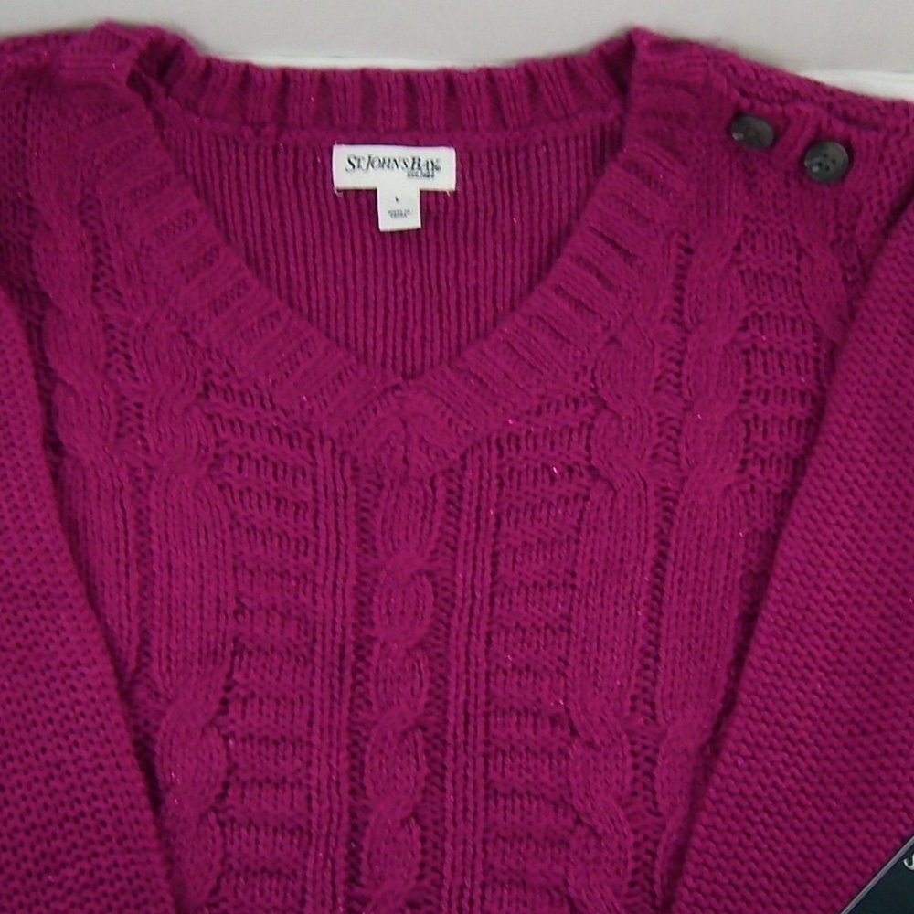 St. John's Bay Fuchsia V-Neck Sweater - Large